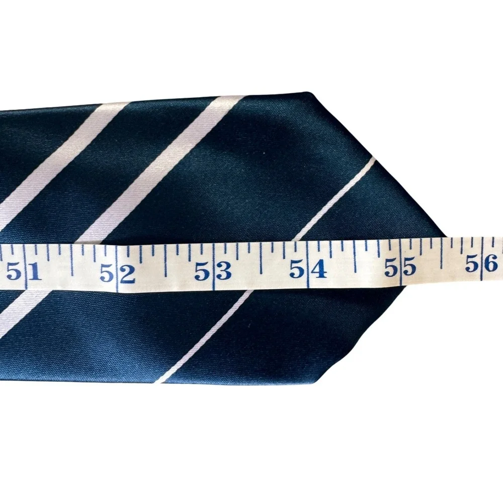Harry Potter Shop Platform 9 3/4‎ Ravenclaw Blue White Striped Necktie NWT New